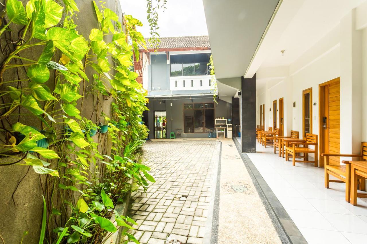 Oyo 2408 Bc Inn Mangsit Ngoại thất bức ảnh