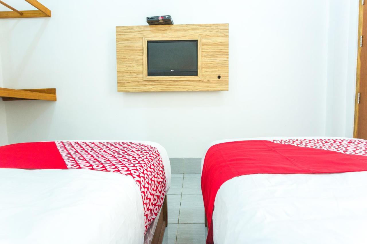 Oyo 2408 Bc Inn Mangsit Ngoại thất bức ảnh